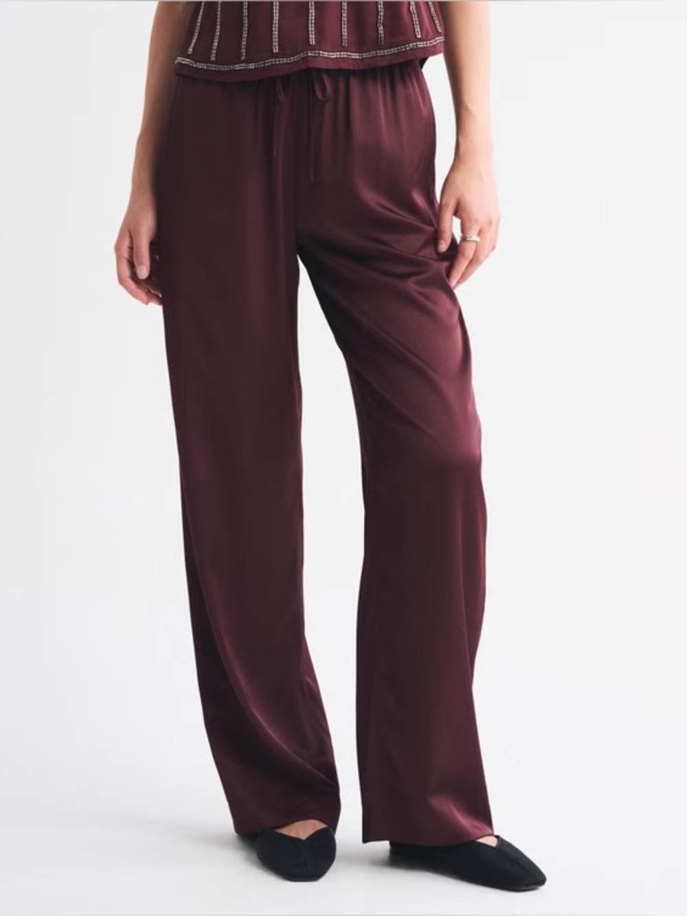 Abercrombie & Fitch Satin Pull-On Pant Burgundy